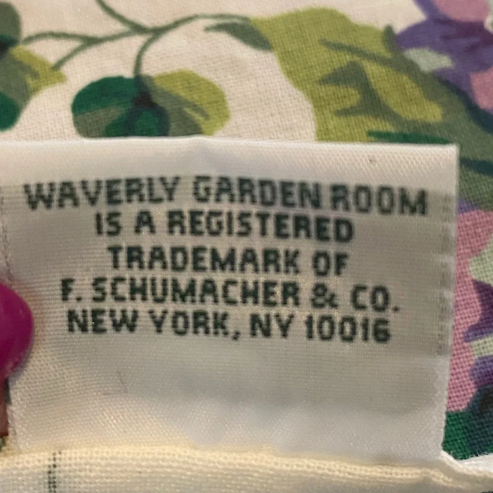 Waverly Garden Room Napkins Set of 10 White Purple Floral Pansy Ivy Good 18x18
